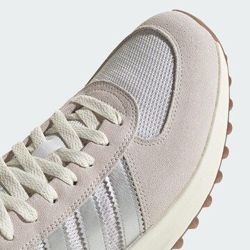 ADIDAS ORIGINALS Низкие кроссовки 'LA Trainer' в Белый