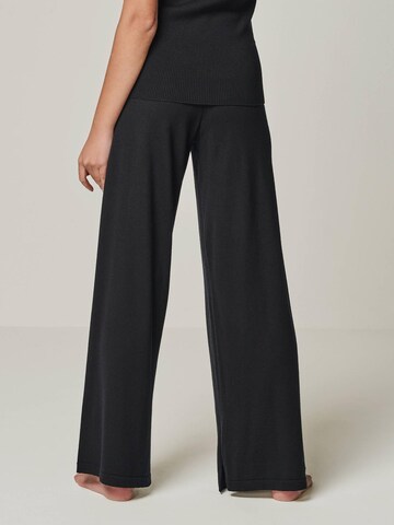 YOU LOOK PERFECT Hausanzug 'LOUNGEWEAR SET - Eve & Bailey' in Schwarz