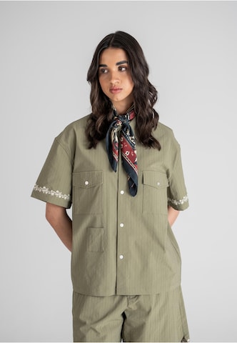 Fit confort Chemise 'Western' Prohibited en vert