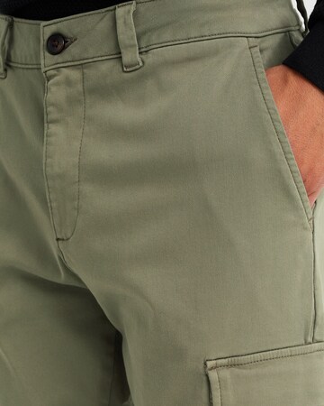 Effilé Pantalon cargo WE Fashion en vert