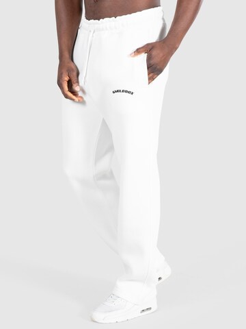 Loosefit Pantalon de sport 'Karima' Smilodox en blanc