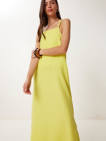 Robe d’été Happiness İstanbul en jaune