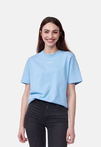 smiler. Shirt in Blue