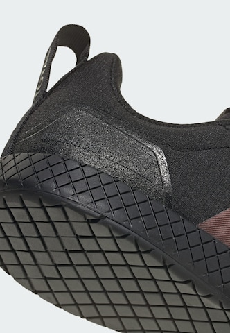 ADIDAS PERFORMANCE Sportschuh 'Die Total Weightlifting Schuhe' in Schwarz