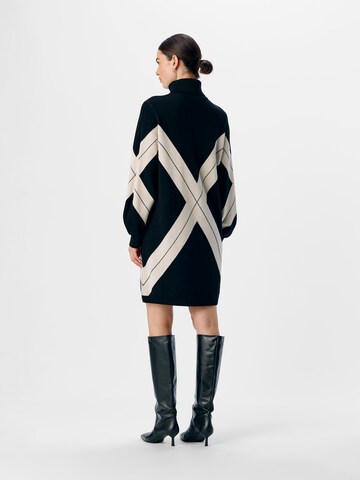 Robes en maille 'OBJRay' OBJECT en noir