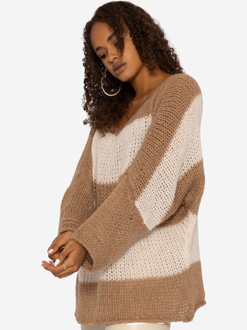 Pullover extra large di SASSYCLASSY in marrone
