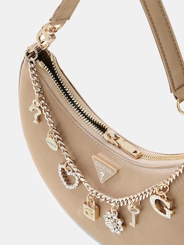 GUESS Torba na ramię 'Tasmin' w kolorze beżowy