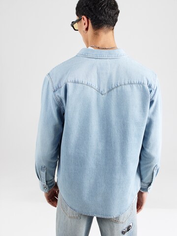 LEVI'S ® - Ajuste regular Camisa 'Barstow Western Standard Fit Shirt' en azul
