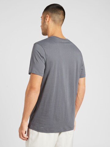 T-Shirt 'DAY FUTURA' Nike Sportswear en gris