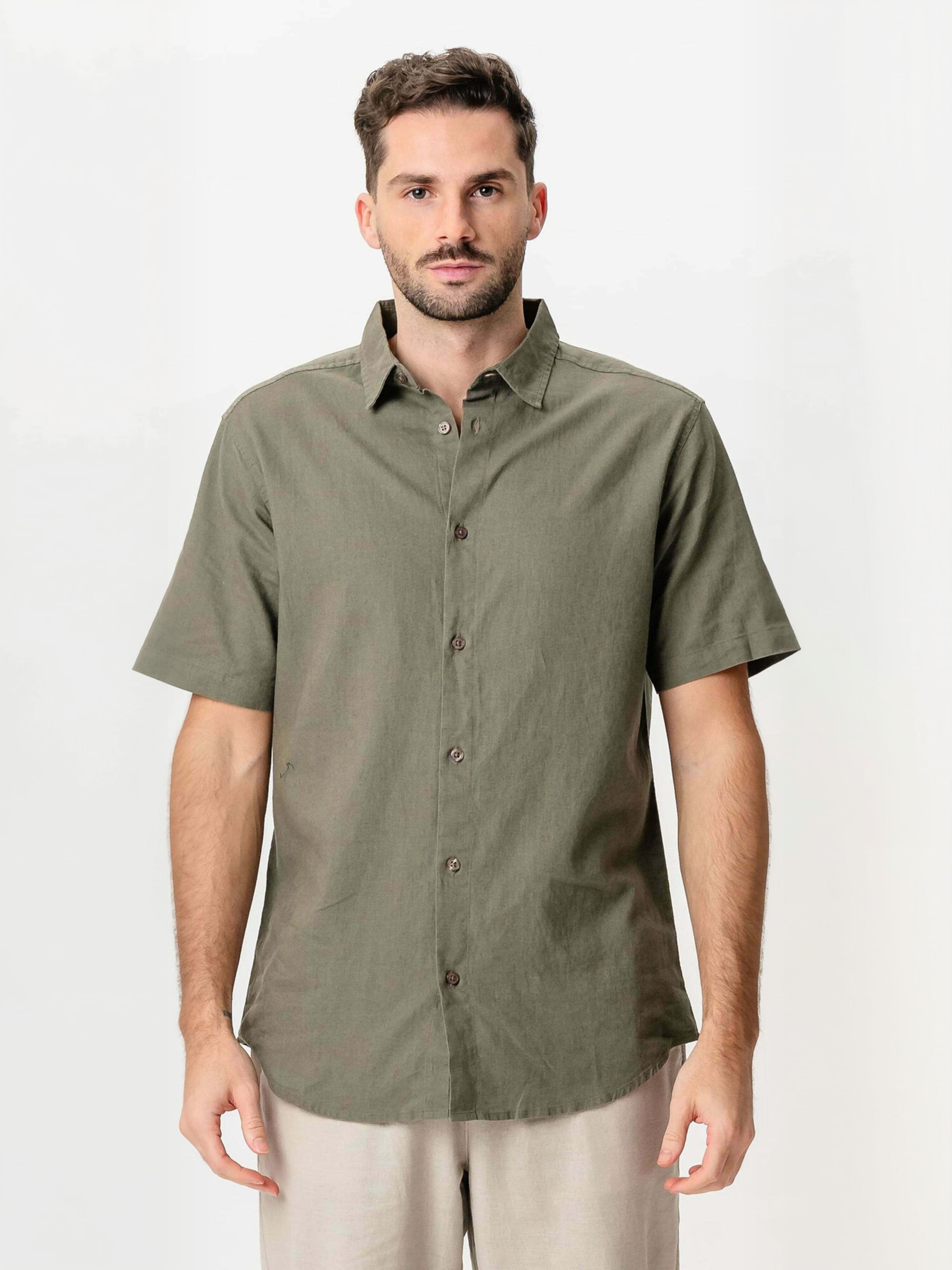 Chemise ' Linen Blend ' TEESHOPPEN en vert : devant