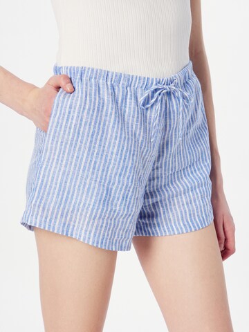 WEEKDAY Regular Shorts 'Tia' in Blau