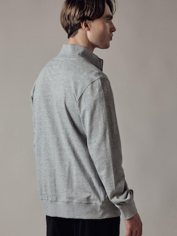 Veste de survêtement 'Felpa' OWN Off With Nature en gris