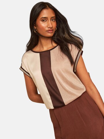 love & roses Shirt in Brown: front