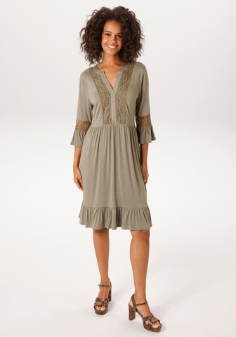 Aniston CASUAL Kleid in Grau: Vorderseite