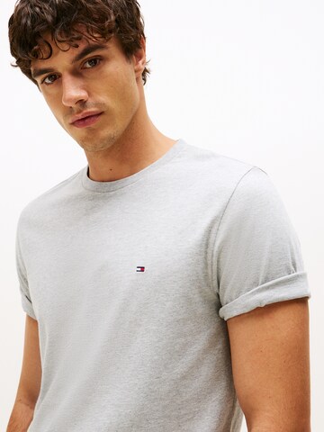 T-Shirt 'ESSENTIAL' TOMMY HILFIGER en gris