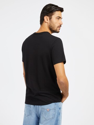 Tricou de la GUESS pe negru