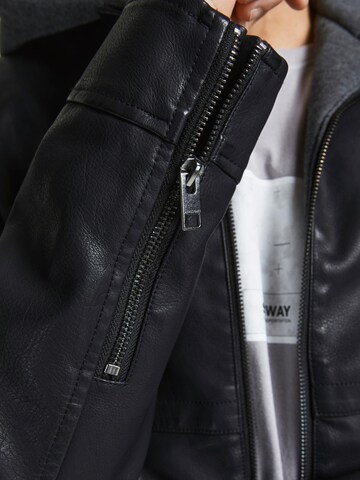 JACK & JONES Between-Season Jacket 'Willy' in Black