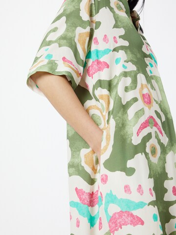 Robe 'CAVE' Key Largo en vert