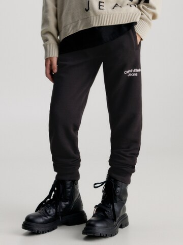 melns Calvin Klein Jeans Standarta Bikses 'Stack': no priekšpuses