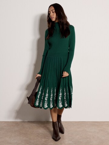 Robe ' ' Apricot en vert