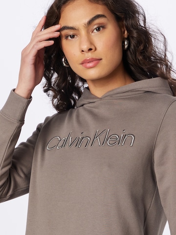 Calvin Klein Sweatshirt in Braun