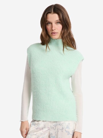 ETAM Sweater in Green: front