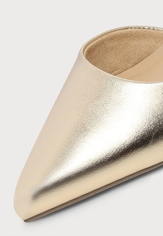 MARCO TOZZI Pumps in Silver