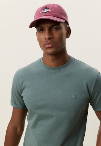 Les Deux Bluser & t-shirts 'Core Seasonal' i grøn