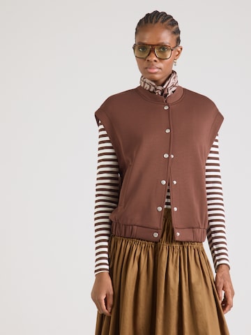 ICHI Vest in Brown: front