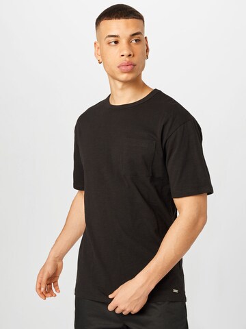 tigha Shirt in Black: front