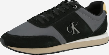Calvin Klein Låg sneaker 'RETRO' i svart: framsida