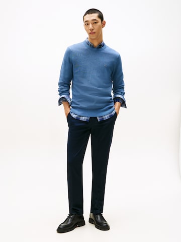 Pulover 'ESSENTIAL' de la TOMMY HILFIGER pe albastru