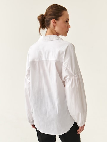 Camicia da donna di TATUUM in bianco