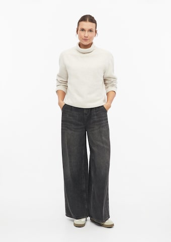s.Oliver Sweater in Beige