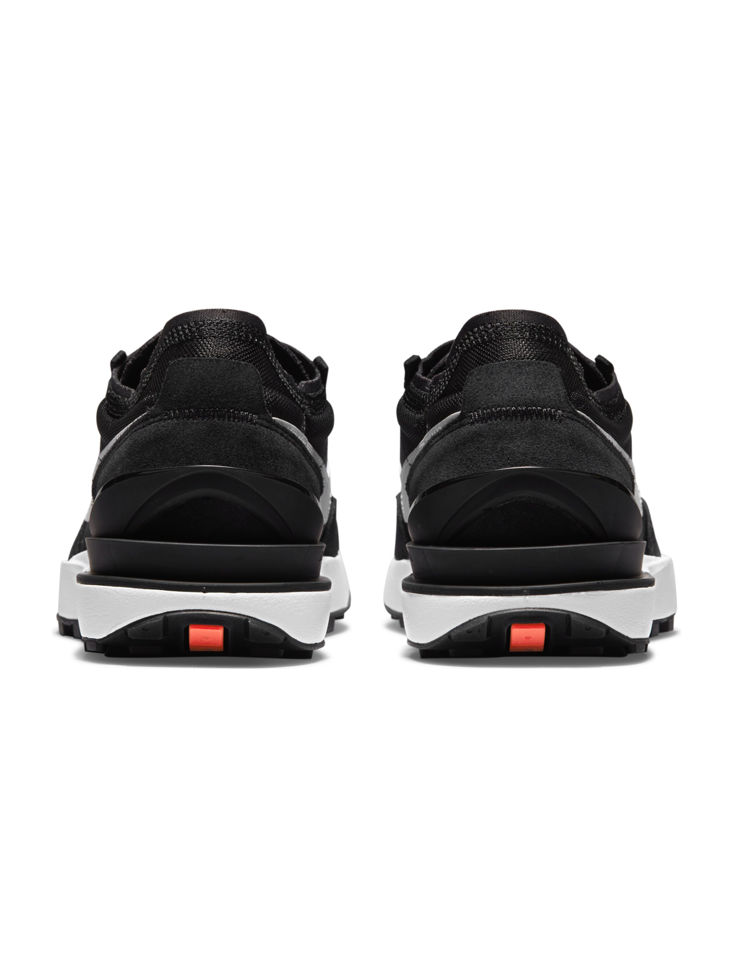 Nike Sportswear Platform trainers 'Waffle One' in Black