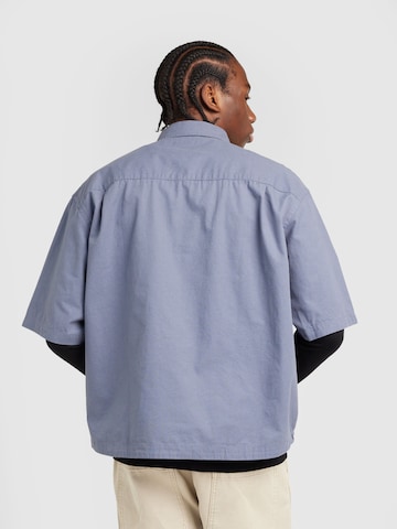WEEKDAY Comfort fit Button Up Shirt 'Heino' in Blue