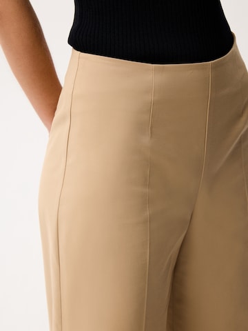 Regular Pantalon adl en beige