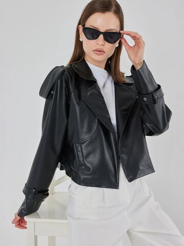 Bigdart Between-Season Jacket in Black