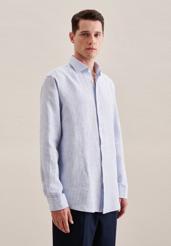 SEIDENSTICKER Regular fit Button Up Shirt 'SMART LINEN' in Blue: front