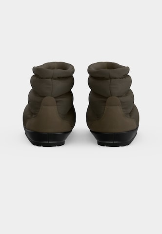 PUMA - Botas 'Tuff Terra Hi' em castanho