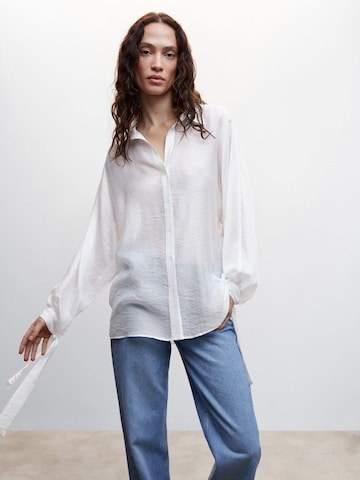 MANGO Blouse 'Wind' in Wit: voorkant