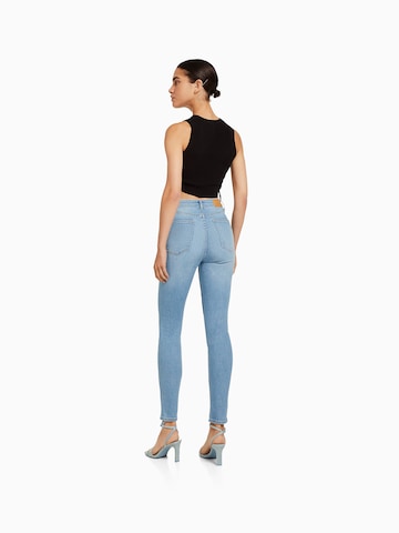 Bershka Skinny Jeansy w kolorze niebieski