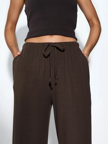 Busem Wide Leg Hose in Braun