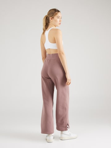 Wide leg Pantaloni 'Phoenix Fleece' di NIKE in lilla