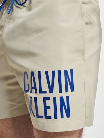 Calvin Klein Swimwear Szorty kąpielowe w kolorze szary