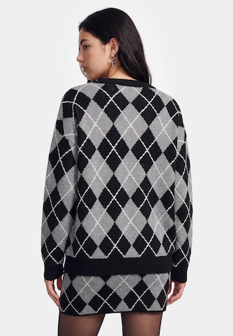 myMo ROCKS - Pullover em preto