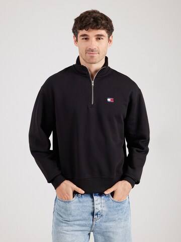 Tommy Jeans Sweatshirt in Black: front