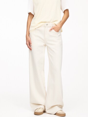 Pull&Bear Wide Leg Jeans in Beige: Vorderseite