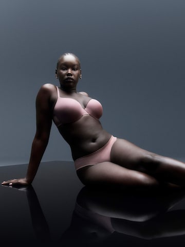 Slip di Marks & Spencer in rosa