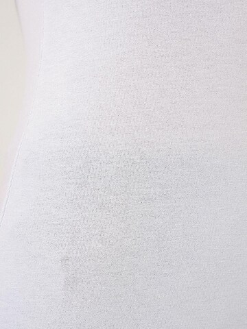 Top di Bigdart in bianco